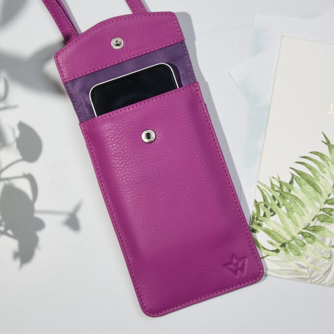 The Sidekick Fuschia