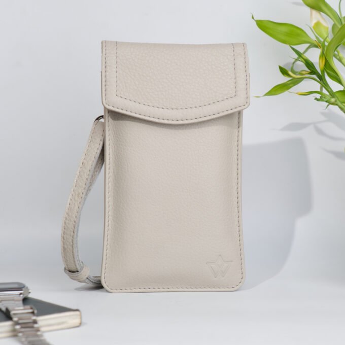 The Sidekick Off White