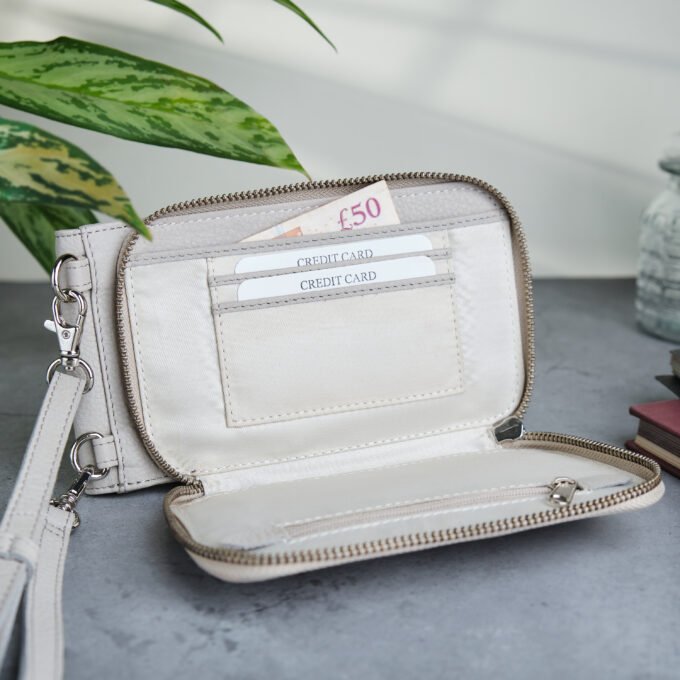 The Sidekick Plus Off White